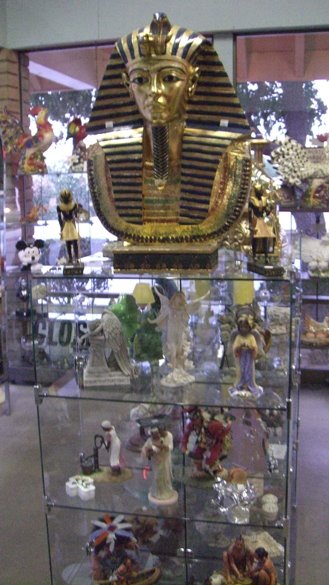 [Apricot+Gift+Shop.JPG]