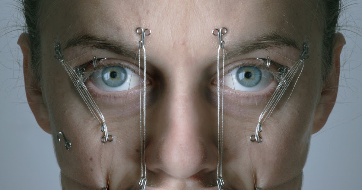 LUCYANDBART Hook and Eyes