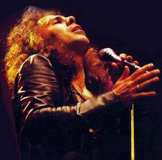 Ronnie James Dio Fallecio 04+Ronnie+James+Dio