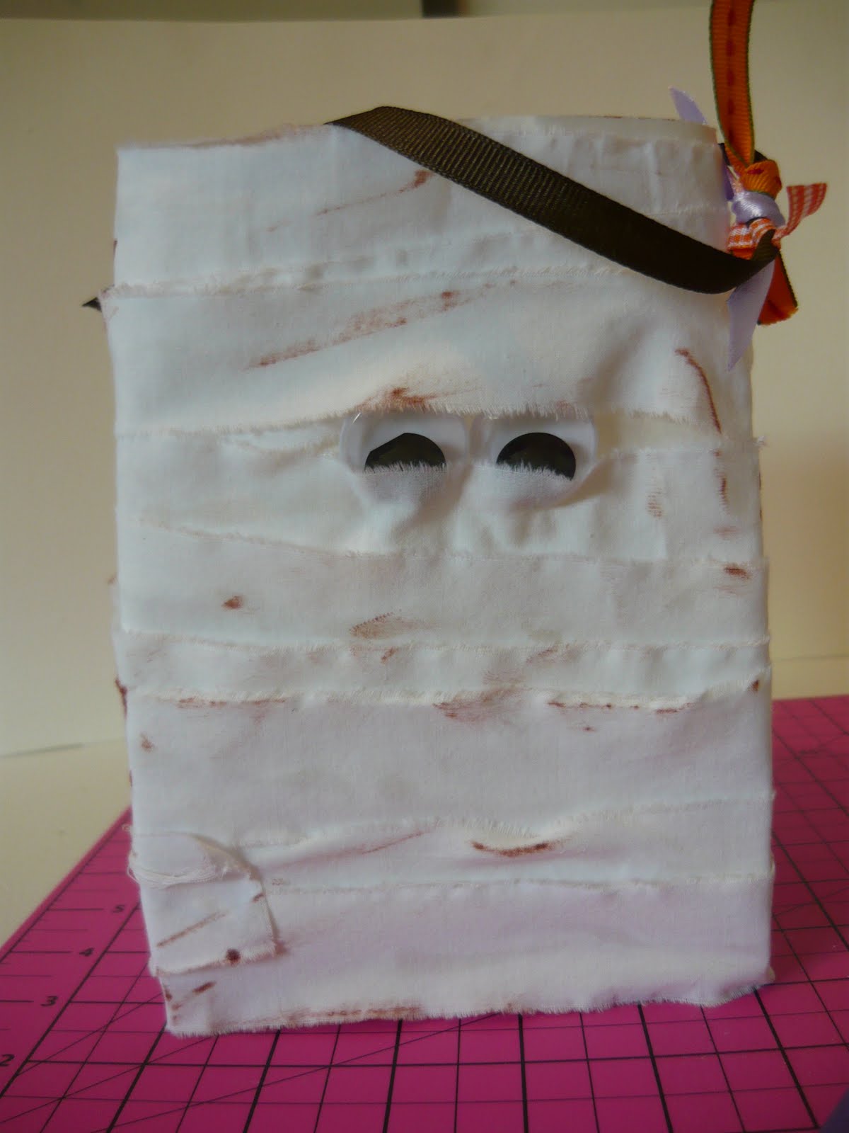 Small Fry & Co. Mummy Bag Tutorial