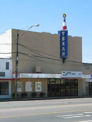 The Texan in Cleveland, Texas,