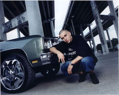 http://1.bp.blogspot.com/_UYKTWzpJmx0/SyCVlcUJPLI/AAAAAAAAFtQ/GhrD--GGZ9k/s400/Pitbull-rap-05.jpg