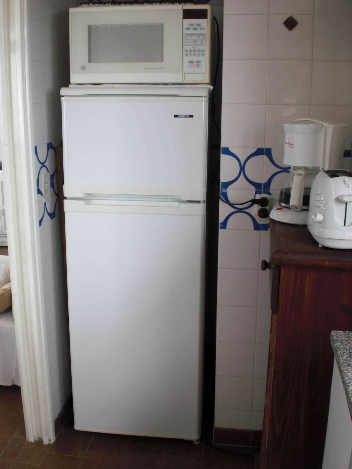 Departamento Pinamar: Cocina con ventana con vista a playas al Norte