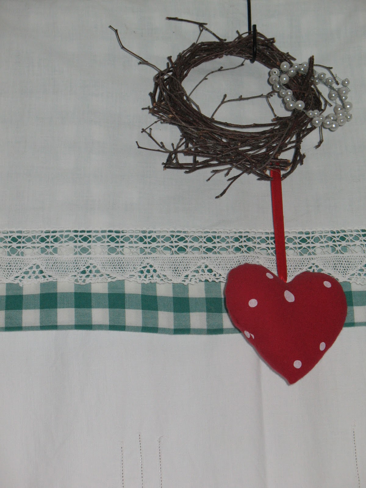 Pixelhexe: Mein Küchenvorhang