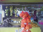 kedai buah-buahan