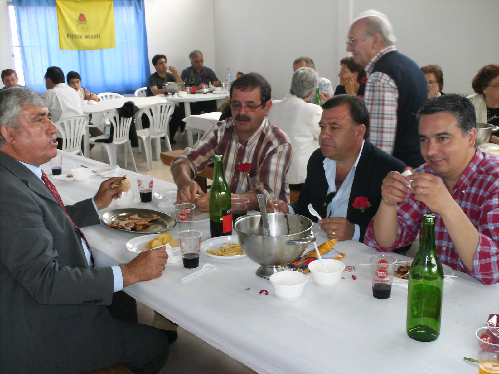 [HPIM0528.JPG]