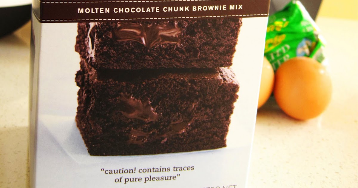 Ooh, Look... Ooh, warm fudgey undercooked brownies!