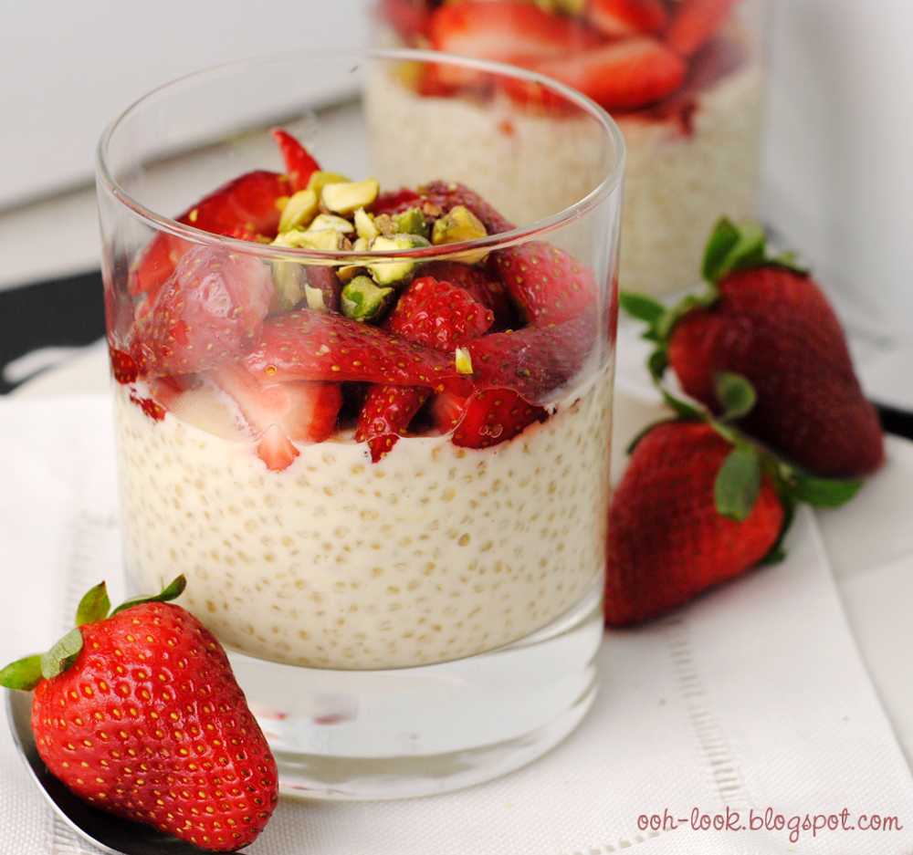 Ooh, Look... Perfect weather for sweet quinoa pudding with strawberries