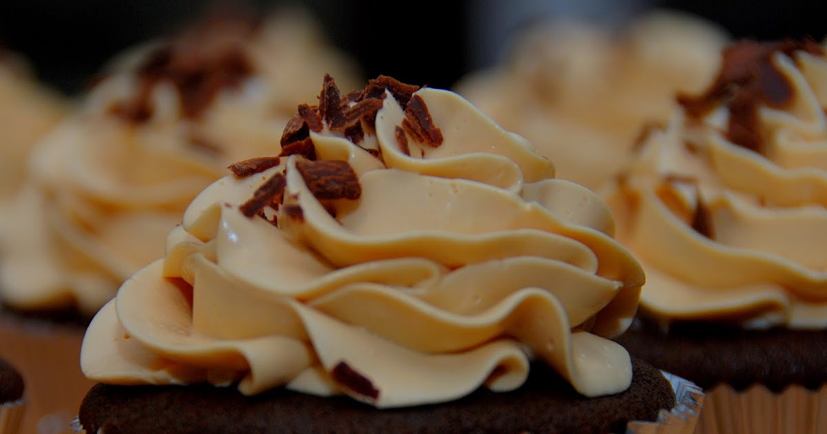 A Cup Full of Cake Mocha Cupcakes with Caramel Swiss Meringue