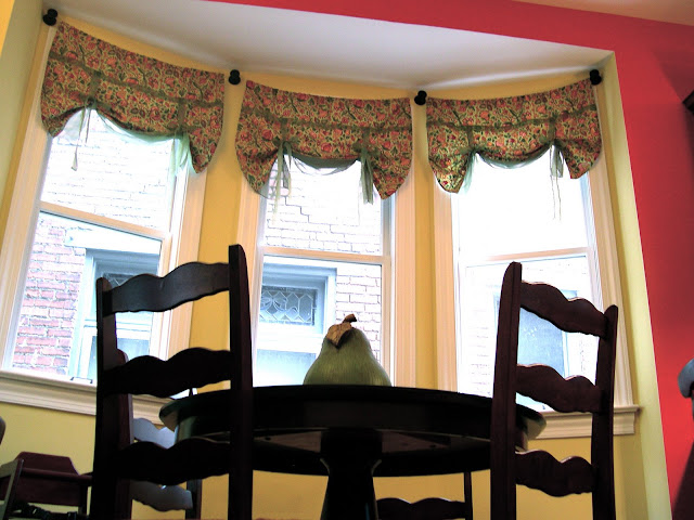 Curtain Panels for my Breakfast Nook how to make curtains