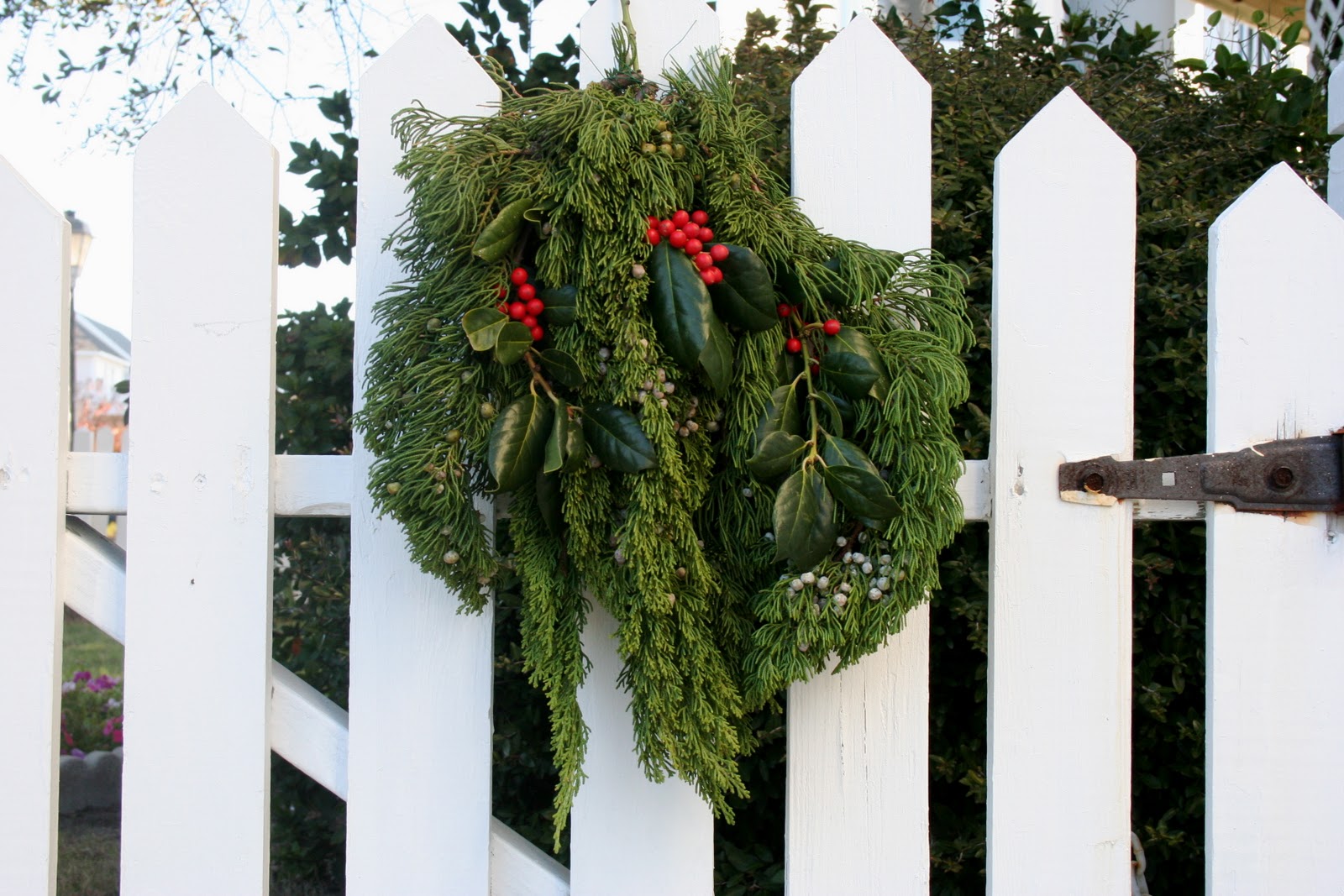 How to Make a Christmas Swag Home Stories A to Z