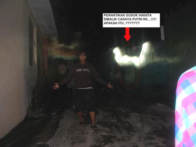 Foto Gambar Hantu-Video Penampakan Hantu: Agustus 2008