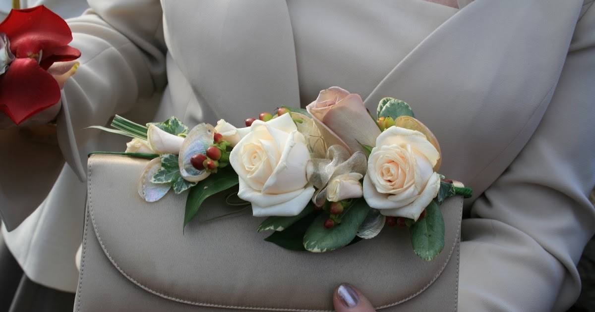 Flower Design Buttonhole & Corsage Blog Hand Bag Corsage in Coffee & Cream