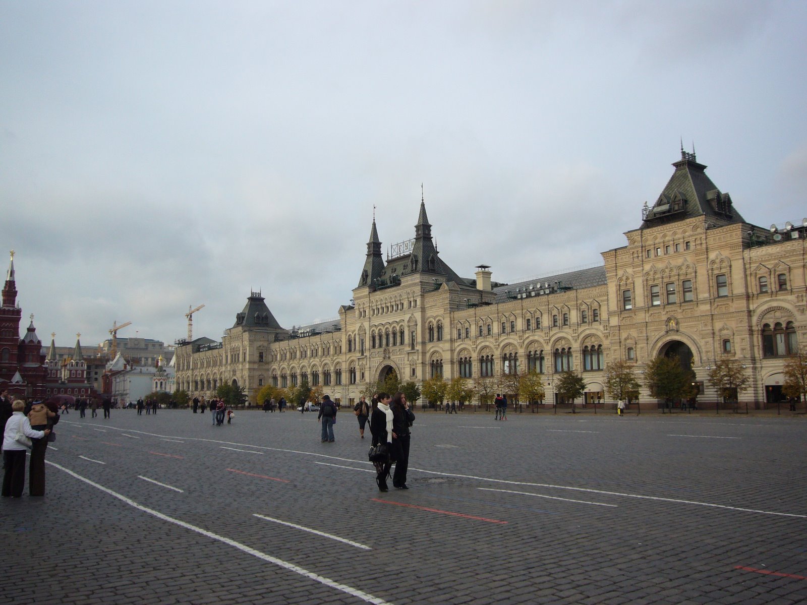 [L1000401.JPG]