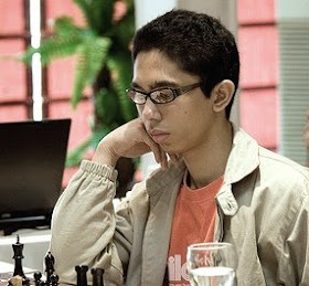 Magnus Carlsen(2581) vs Nurlan Ibrayev(2476)
