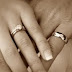 Mengapa Cincin Pernikahan Ditaruh Di Jari Manis???