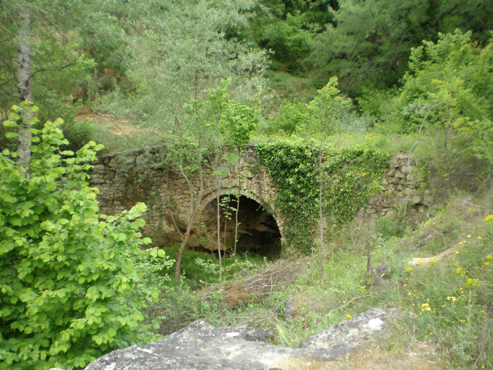 Το πέτρινο γεφύρι Βελανιδιάς