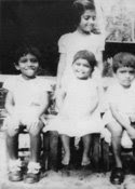 Jeyaraj at 4-with brother and sisters