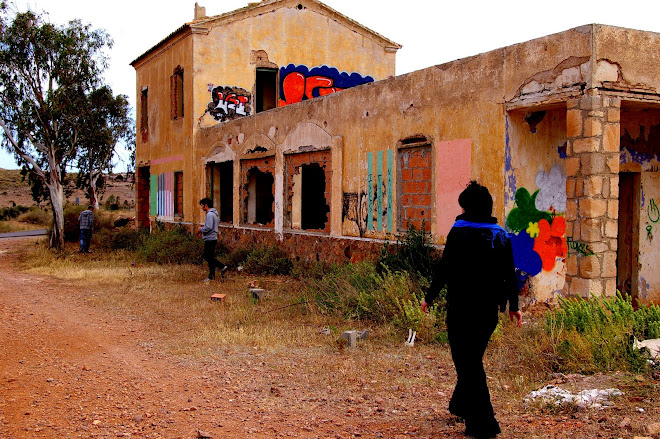 paseando en el abandono...