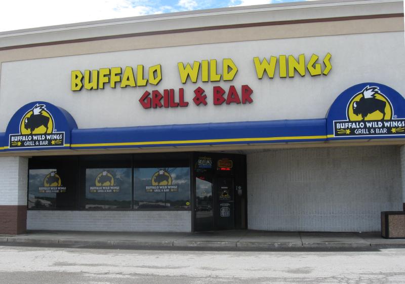Mahoning Valley Eats & Treats Buffalo Wild Wings Grill & Bar