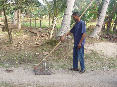 Permainan Tradisional (3) : Galasin (Galah Asin / Gobak Sodor
