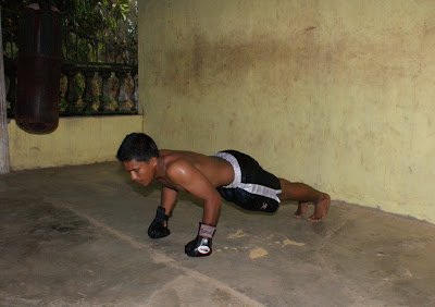 V Push Ups