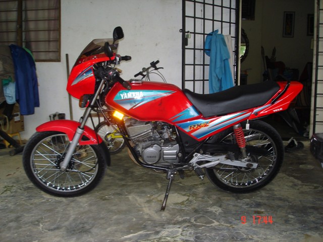 rxz biru putih