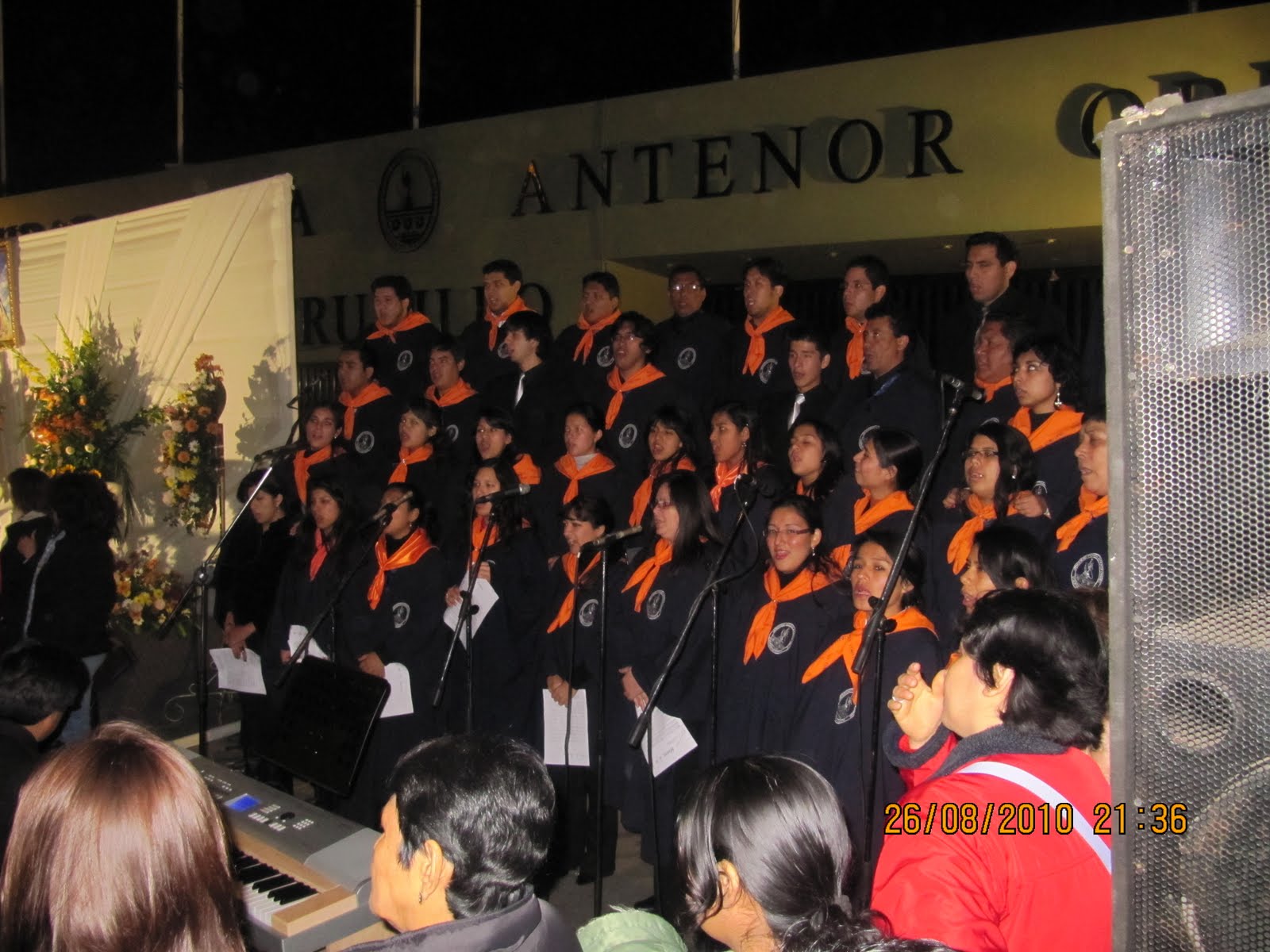 CORO UPAO Homenaje a la Virgen de la Puerta
