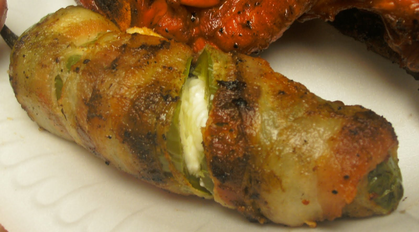 Chiles Jalapeños rellenos y asados