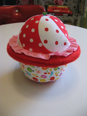 Cupcake Pincushion pattern booklet by Cindy Taylor Oates