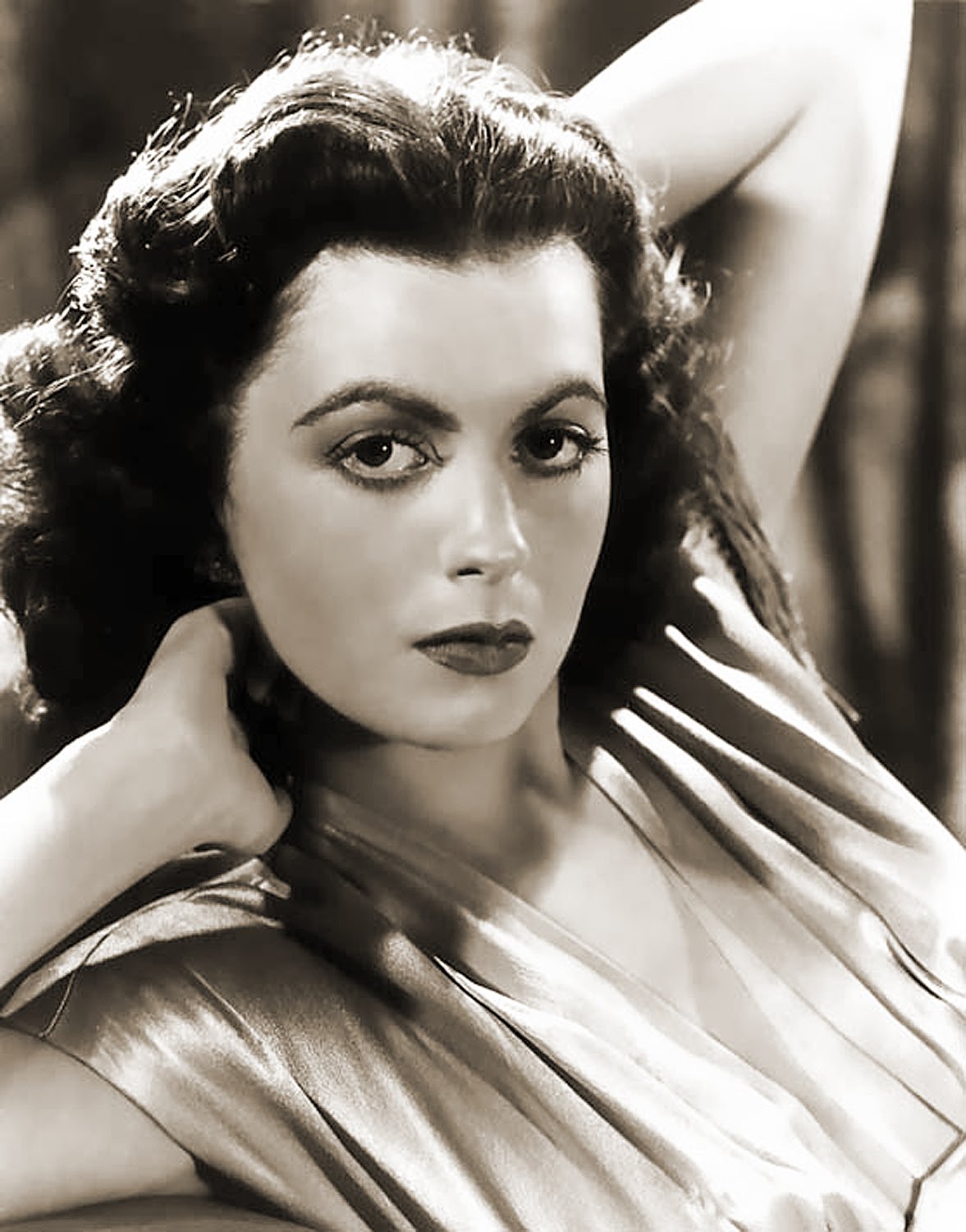 [Faith_Domergue.jpg]