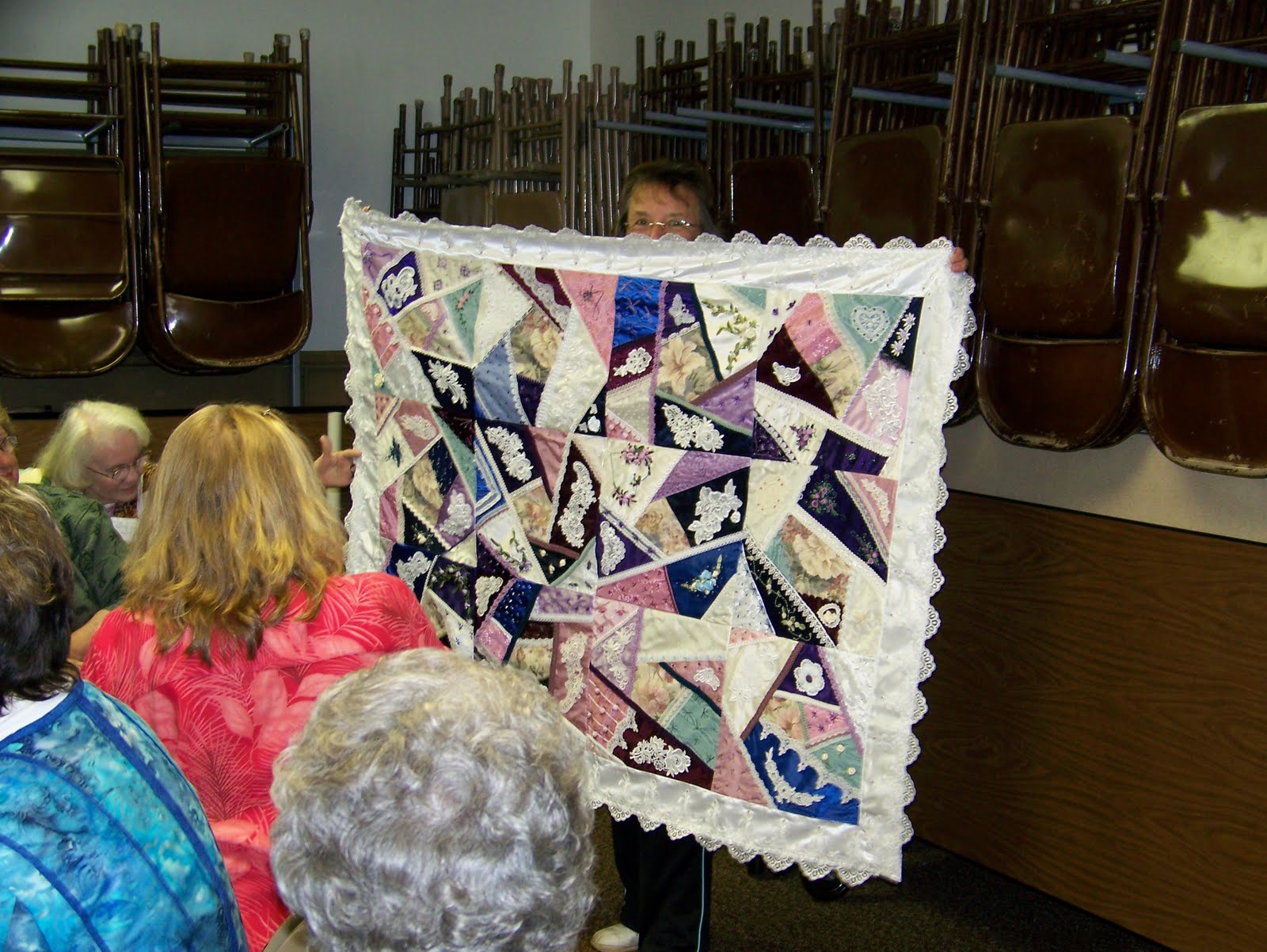 the momoo Millington Quilt Club Meeting April 21... Part 1