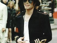 Es suiciden 12 fans per la mort de Michael Jackson Untitled