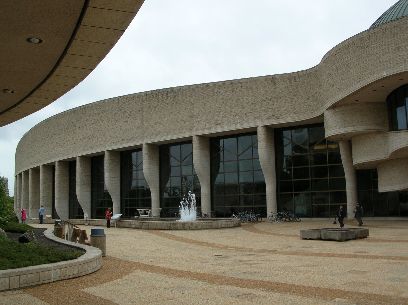[DSCN0147.JPG]