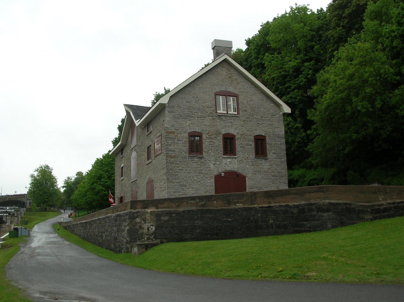 [DSCN0107.JPG]