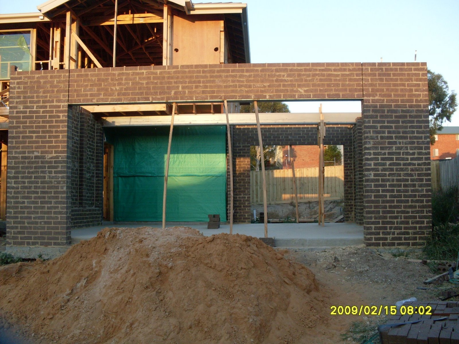 [Garage_2.JPG]