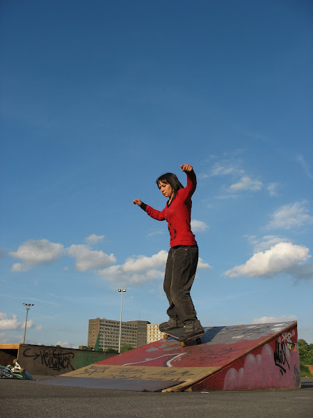 Magda Kick Turn au Stade