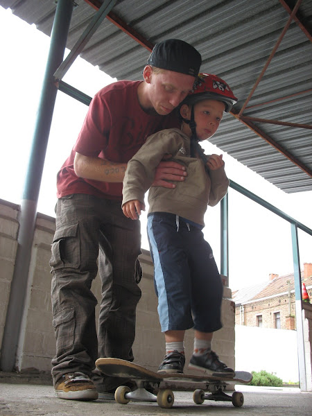 Par une belle journée d'été à l'école de St Vaast le 9 Juillet 2009 (Plaine de Jeux)