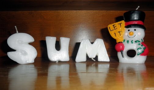 [ChristmasDeco2.JPG]