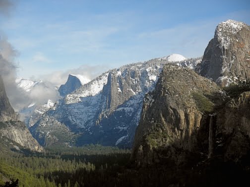 [YosemiteValley.JPG]