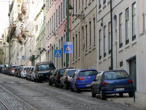 [Rua-Voz-do-Operário-passeio.JPG]