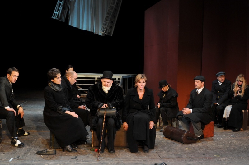 [38-1259666454-1955186358.jpg]