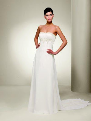Have an elegant silhouette with these simple bridal gowns gently tailored