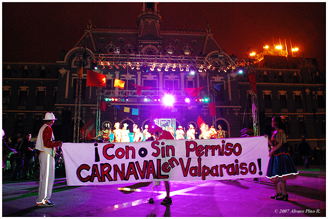 CHINCHINTIRAPIE.   Carnvales culturales Valparaiso 2007