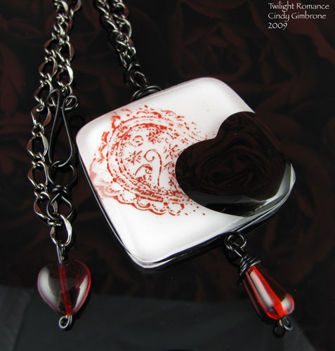 [TwilightRomanceNeck1Web.jpg]