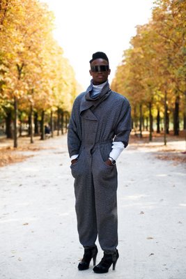 [9298GreyWhtWeb.jpg]