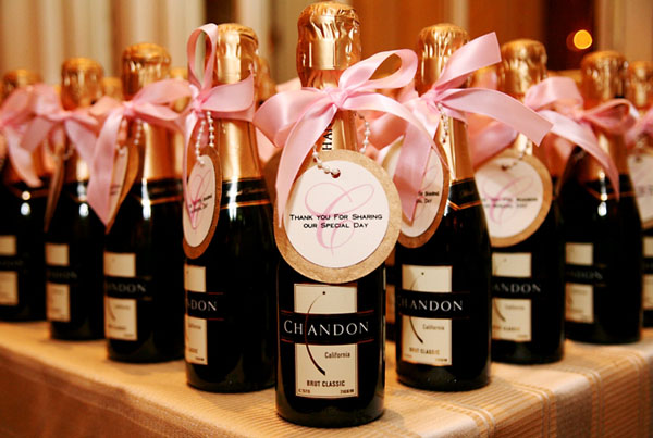 champagne wedding favors 