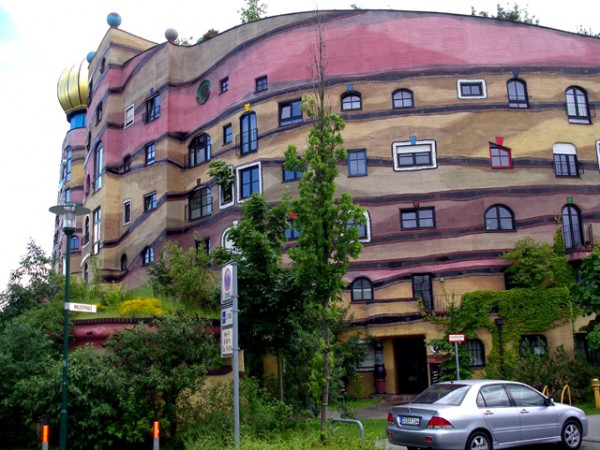 Forest Spiral Apartments in Germany01