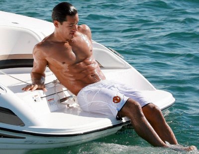 [mariolopez12-2007+(9).jpg]