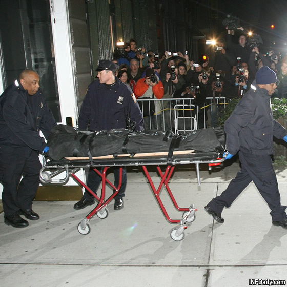 [heath-ledger-body.jpg]